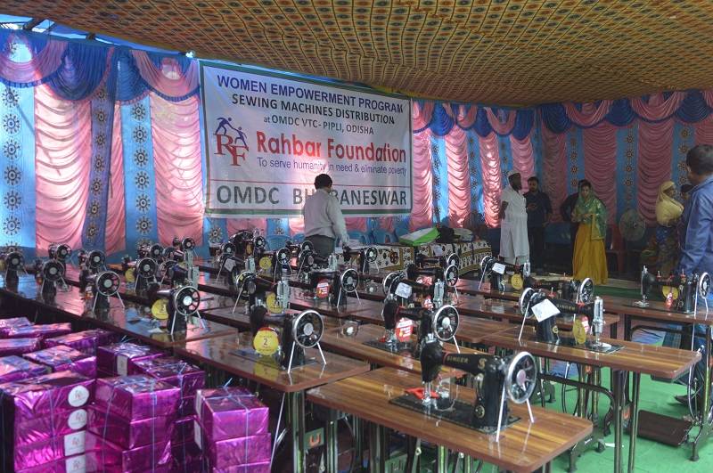 2018 - Sewing Machines Distribution to Orphans and Poor Girls graduated at OMDC, PIPLY in ODISHA 